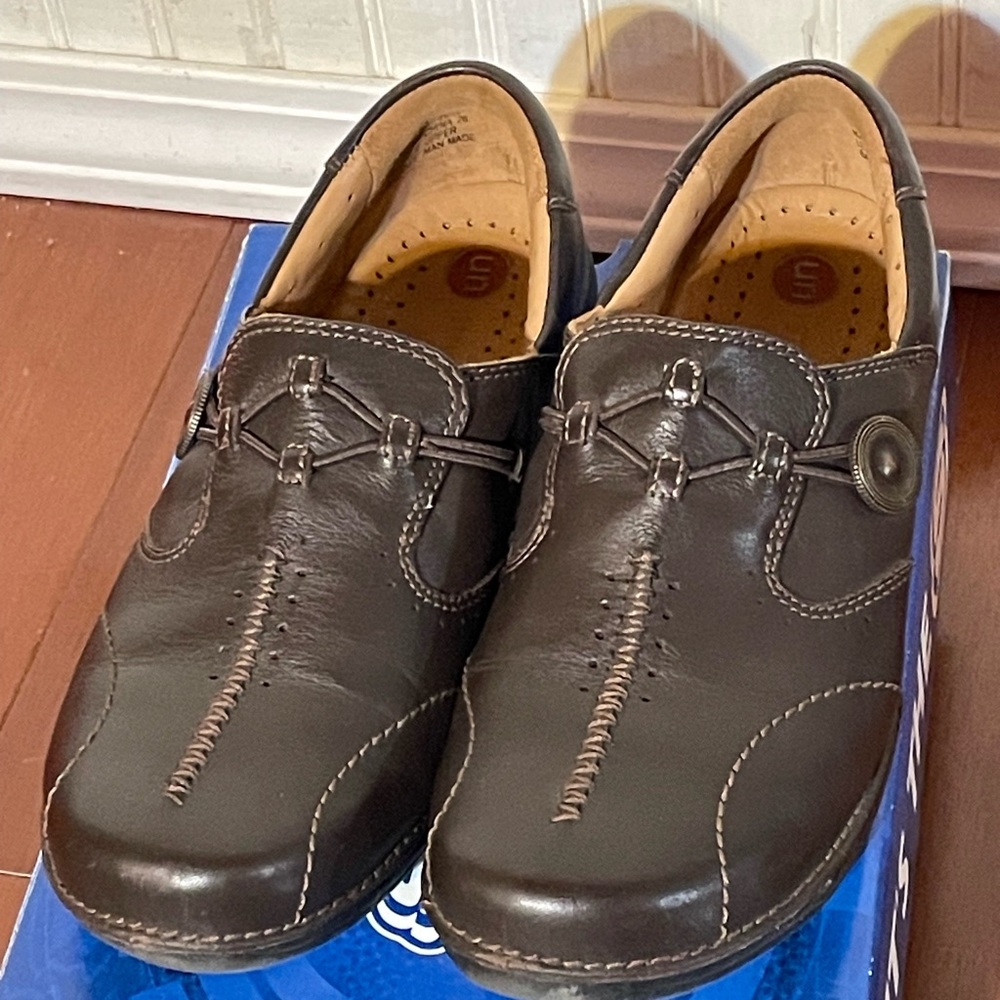 Clarks shoes